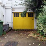 Londres en otoño garaje amarillo