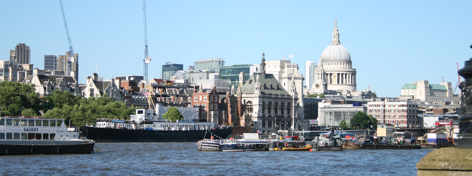 St Paul's visto desde Southbank Londres