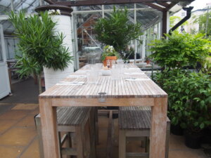 fotos de Cliffton Nurseries mesa del jardín